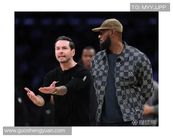 詹姆斯谈夏季训练计划高尔夫运动的复杂性引发思考