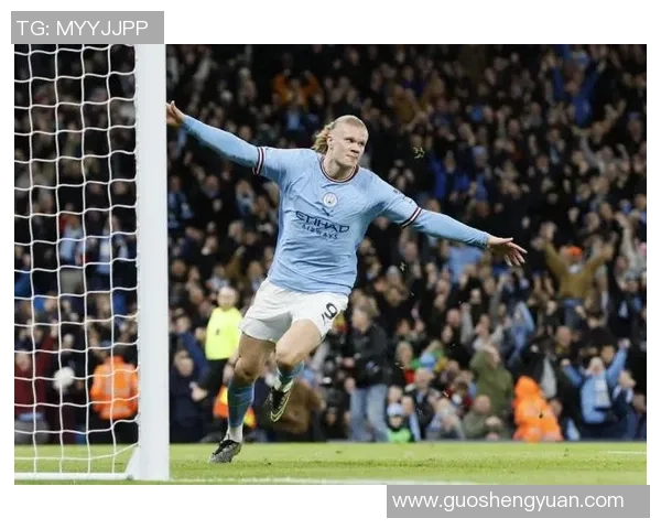 福登盛赞哈兰德独特能力称其总能在关键时刻出现在最佳位置